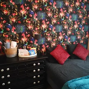 https://en-suite.thehaguehotels.net
