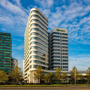 - Arena Towers By Ihg מלון
