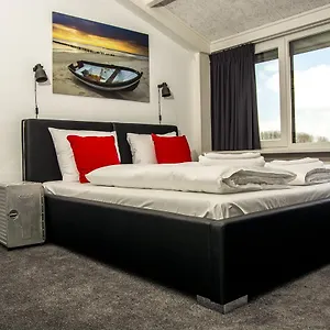 https://de-strandgaper.thehaguehotels.net